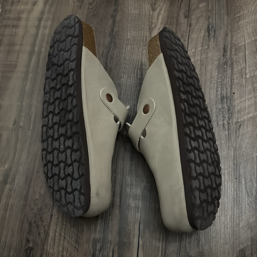 Clogs - Picture 5 of 5